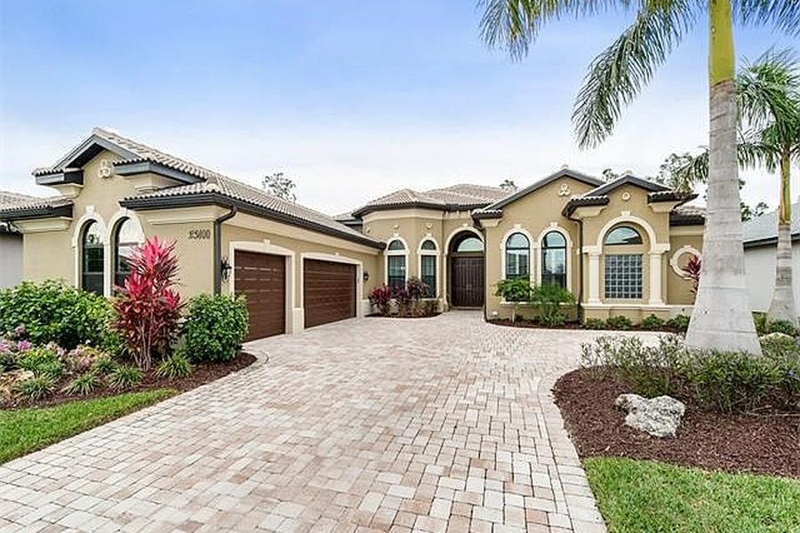 23100 Sanabria Loop, Bonita Springs, FL 34135